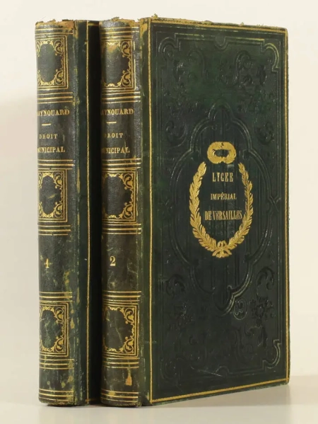 RAYNOUARD (M.). Histoire du droit municipal en France, sous la domination romaine et sous les trois dynasties, livre rare du XIXe siècle